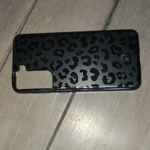 Black Leopard Samsung Galaxy S21 Case (used) - Picture 11 of 11